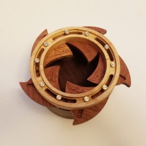 Mechanical Iris Jewelry Box